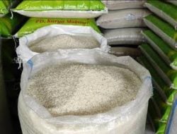 Harga Beras Terus Meroket Emak emak Menjerit Harap Pemerintah Turun Tangan