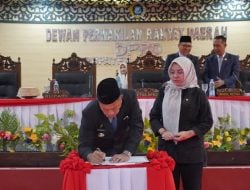 Bupati-Ketua DPRD Bulukumba Teken Persetujuan Penetapan Dua Ranperda